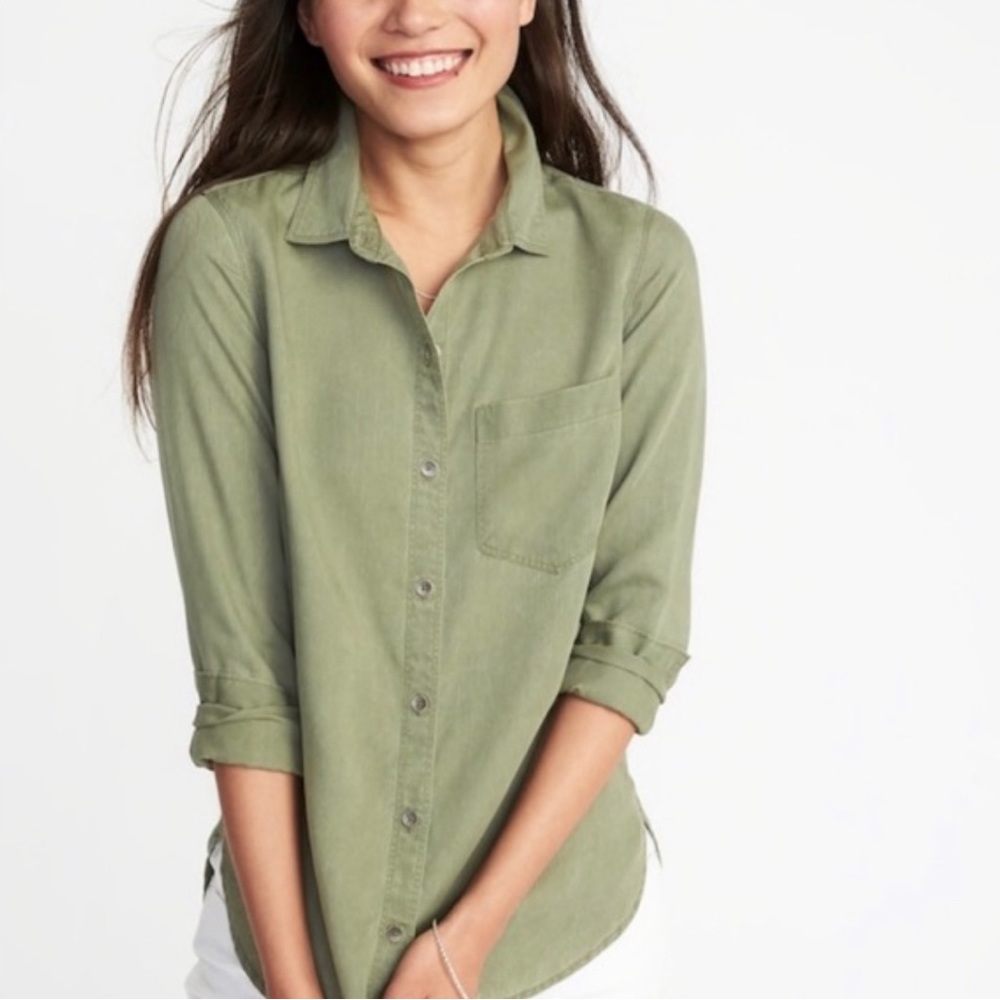 Old Navy Tencel long sleeve button down shirt